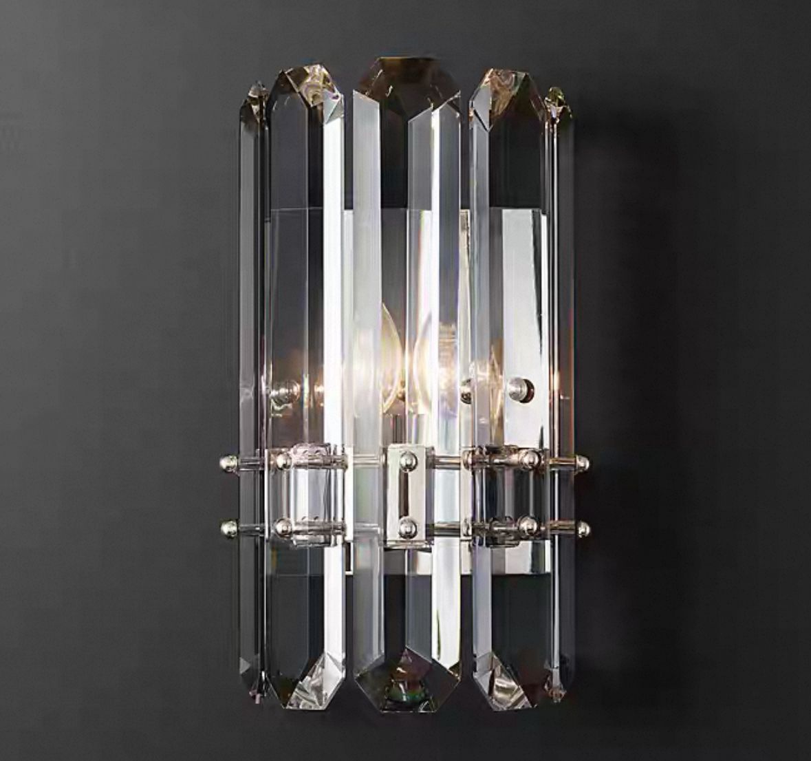 Beleuchten Sie Ihren Raum mit dem K9 Crystal Brass Metal Chrome Black Kronleuchter