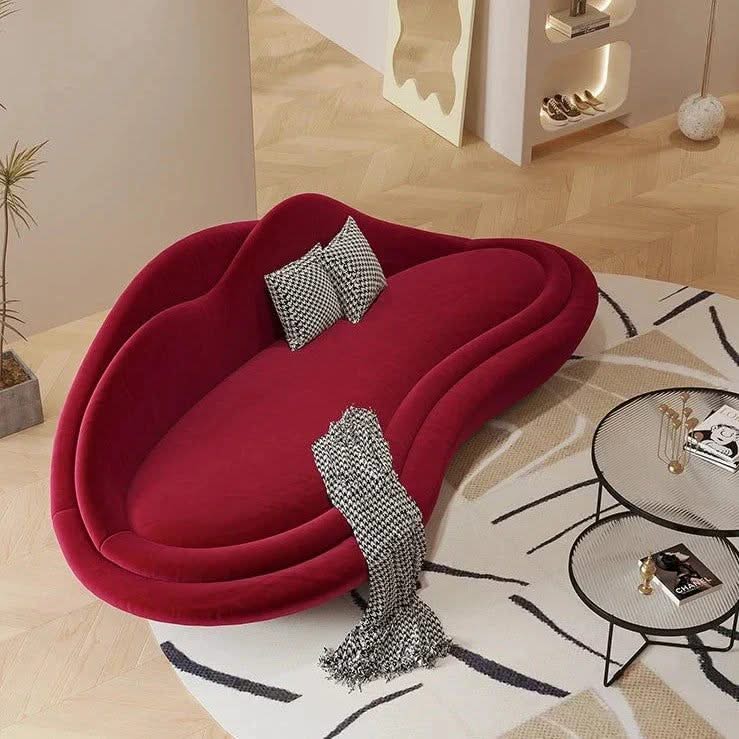 Designer Lips Sofa Set – Ultimate Luxury-ChandeliersDecor.com