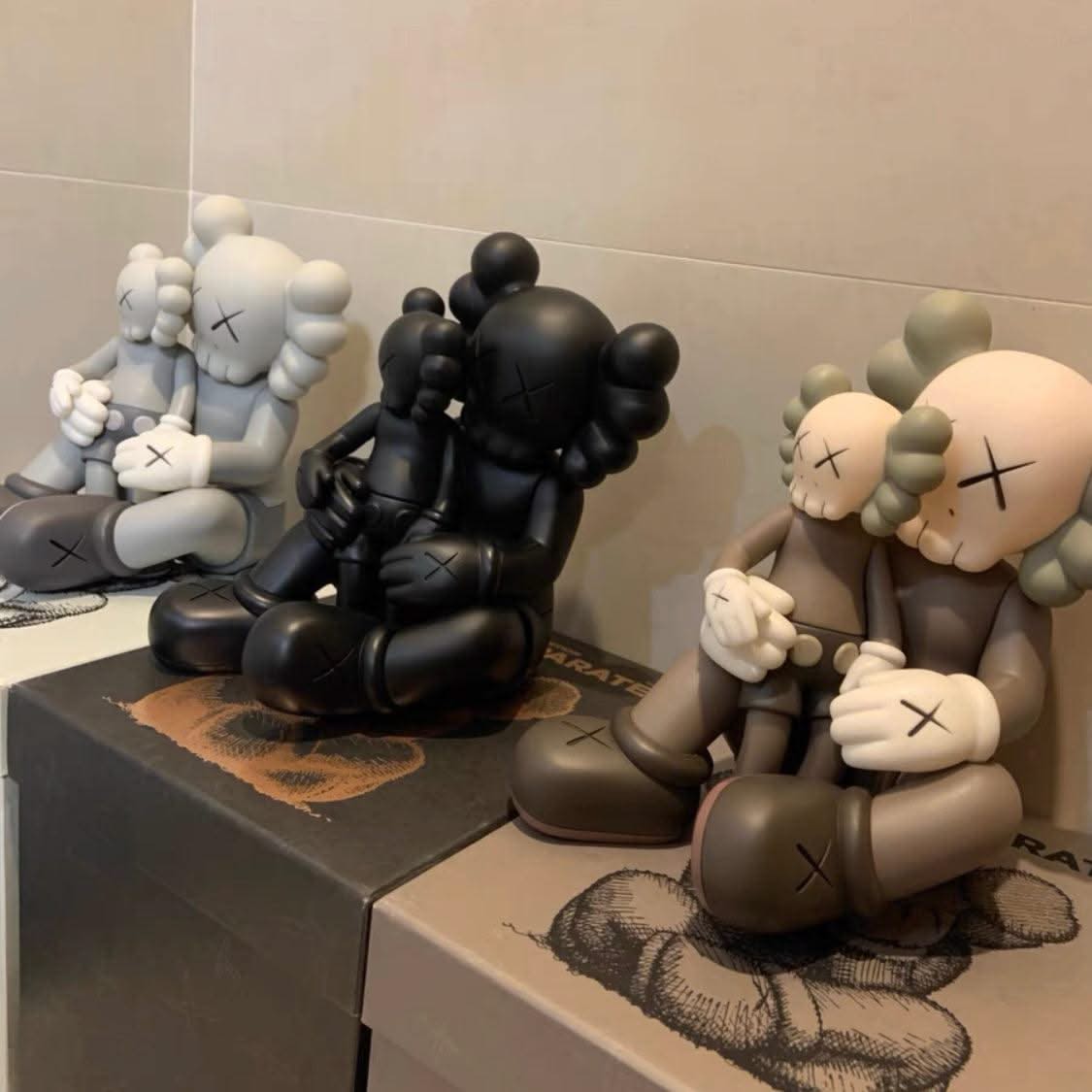 ChandeliersDecor.com-KAWS Statues-Holiday Chang bai: Kaws Statue Big - One-of-a-Kind Souvenir