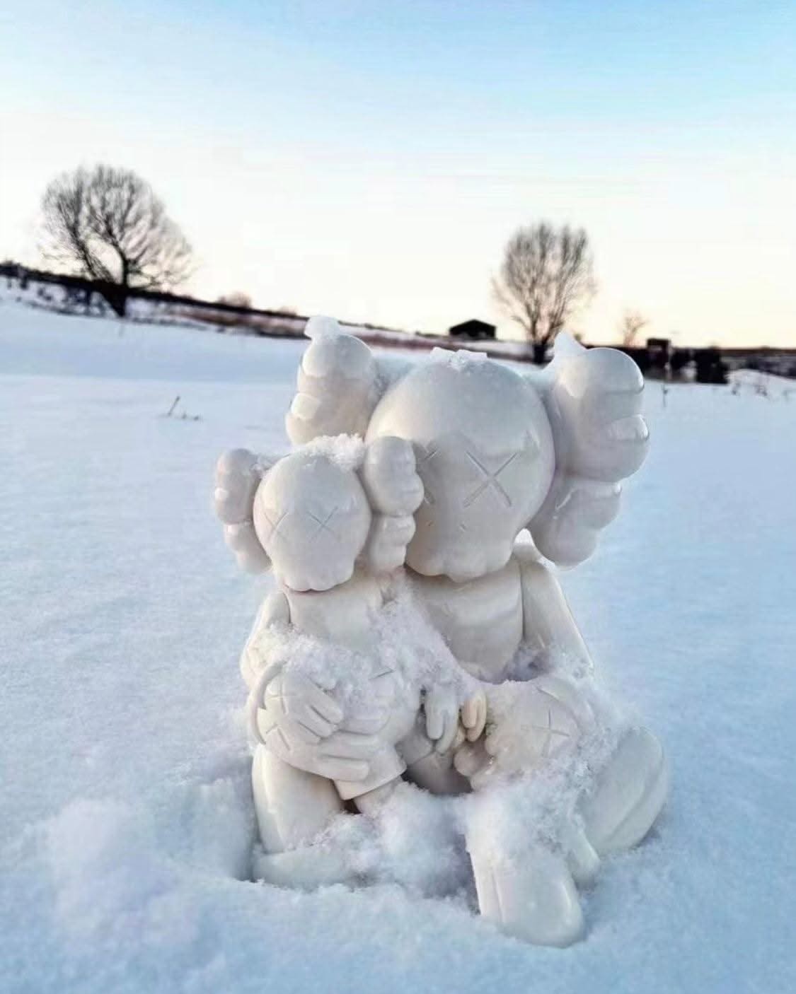 ChandeliersDecor.com-KAWS Statues-Holiday Chang bai: Kaws Statue Big - One-of-a-Kind Souvenir