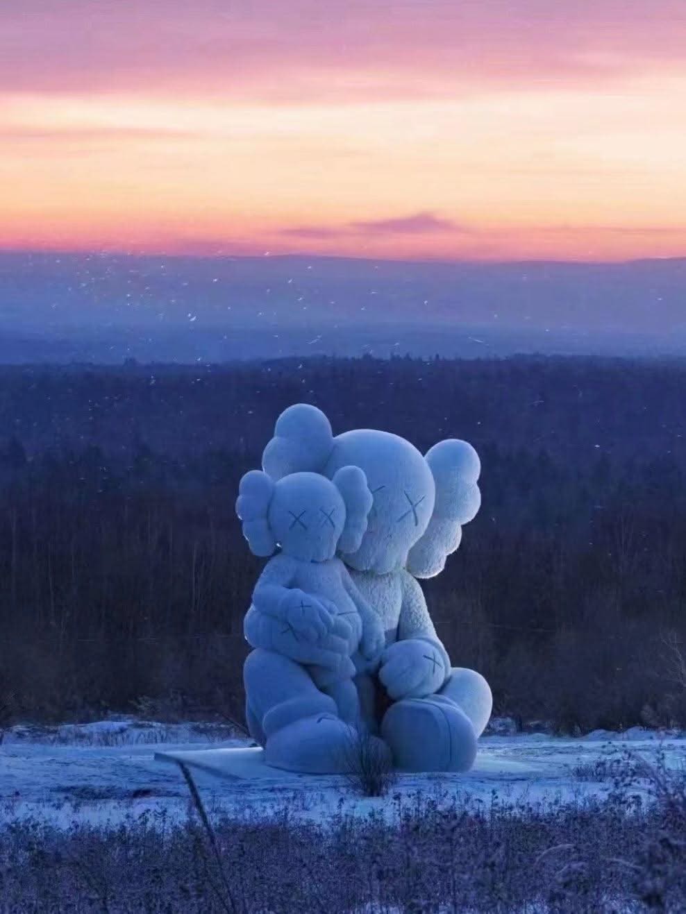 ChandeliersDecor.com-KAWS Statues-Holiday Chang bai: Kaws Statue Big - One-of-a-Kind Souvenir