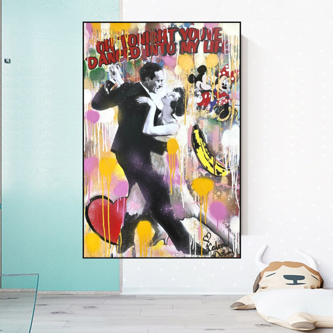 Marilyn Fall In Love Poster: A Captivating Art Piece-ChandeliersDecor.com
