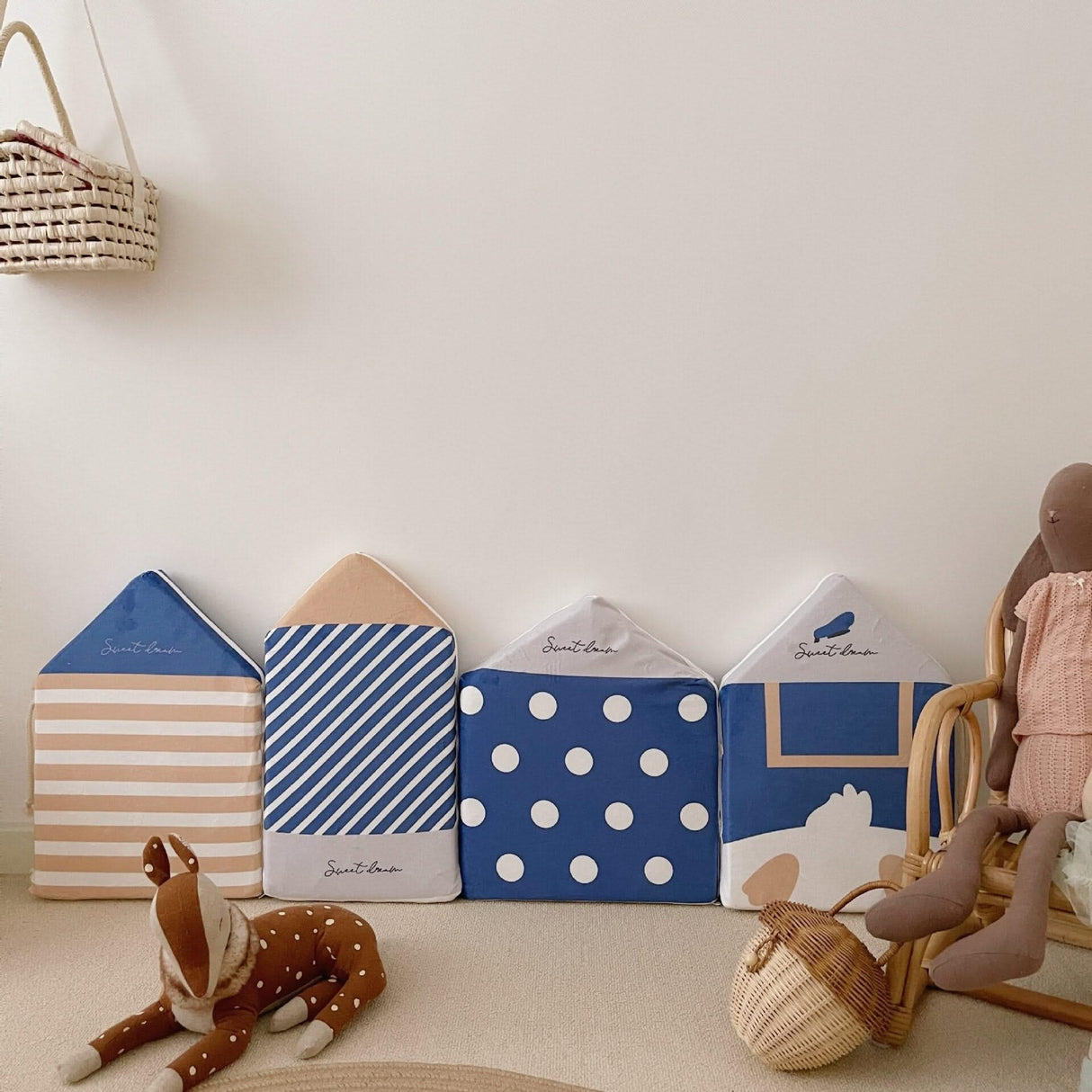 ChandeliersDecor.com-Crib Bumper-Plush Baby Bed Bumper House Design | Baby Bedding Set Accessories | Infant Crib Bumpers