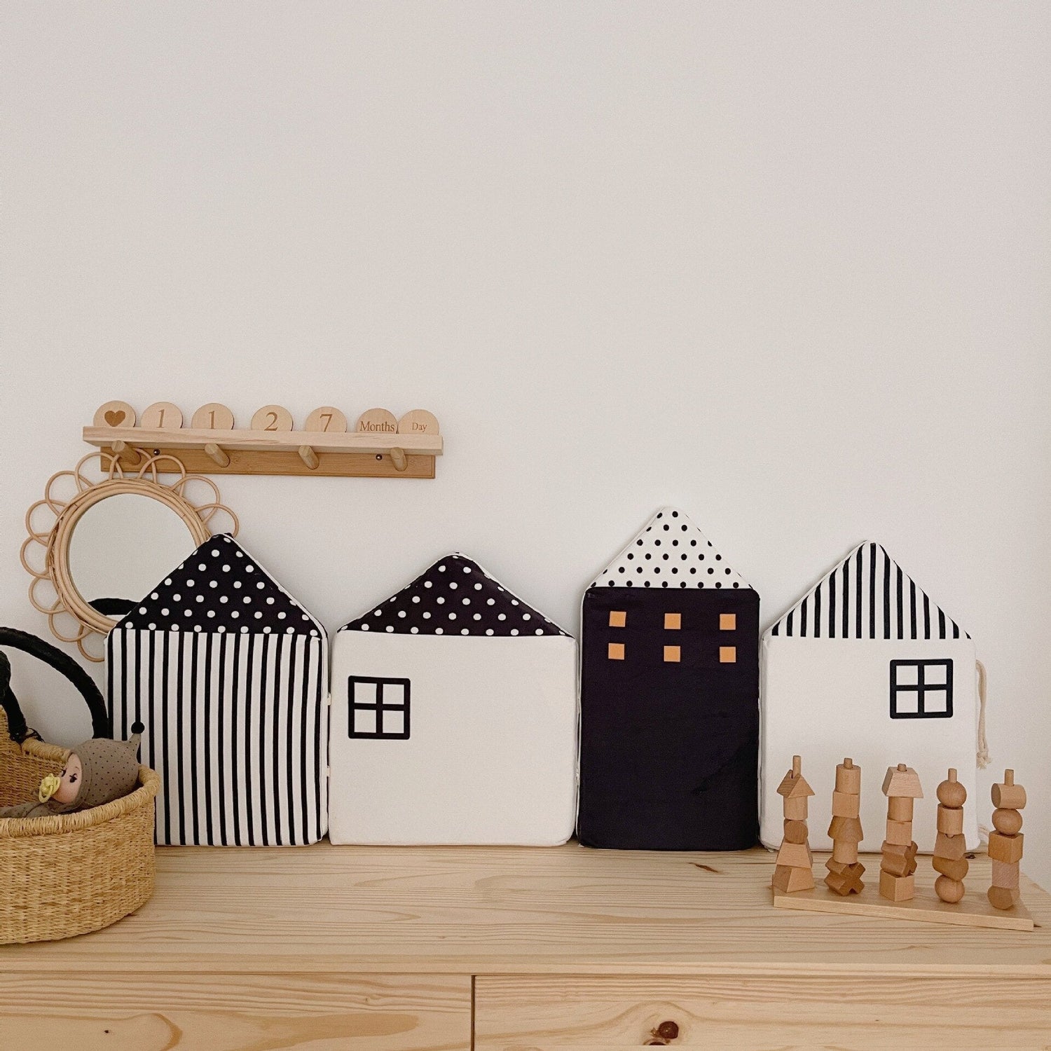 ChandeliersDecor.com-Crib Bumper-Plush Baby Bed Bumper House Design | Baby Bedding Set Accessories | Infant Crib Bumpers