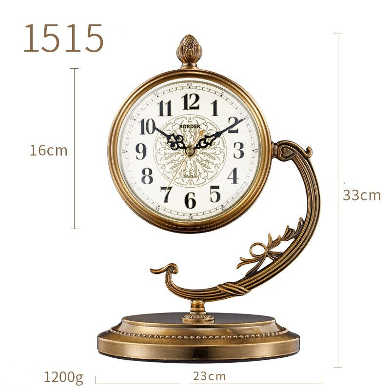 Horloge de table antique de style européen