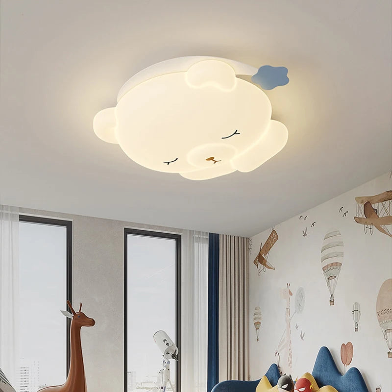 Orso che dorme in lampada a soffitto a forma di luna per la stanza dei bambini