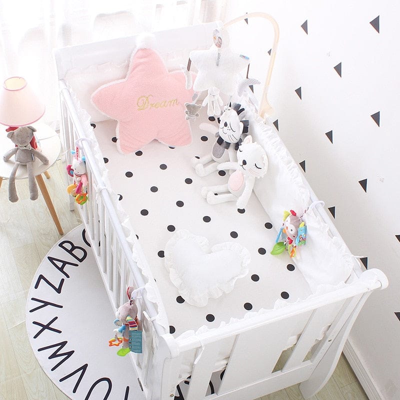 Baby Cot Bedding: Must-Have for Your Little One-ChandeliersDecor