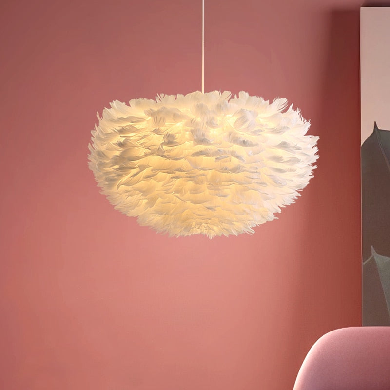 ChandeliersDecor.com-Chandeliers-Feather Chandelier: Exquisite Lighting Fixture