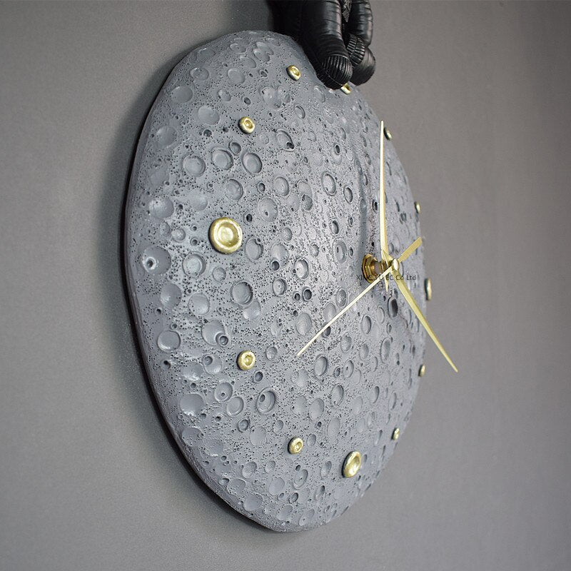 ChandeliersDecor.com-Wall Clocks-Modern Light Luxury Astronaut Wall Clock