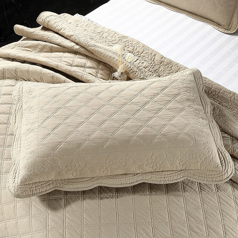 Diamond Pattern Cotton Quilted Bedding Set-ChandeliersDecor