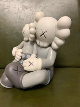 Holiday Chang bai: Kaws Statue Big - One-of-a-Kind Souvenir-ChandeliersDecor