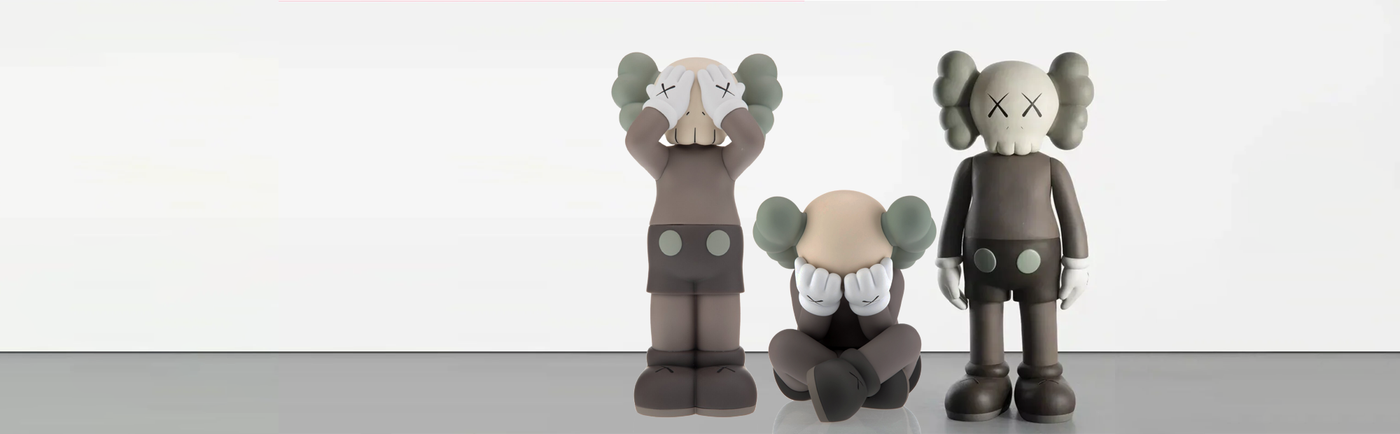 ChandeliersDecor-kaws-collection