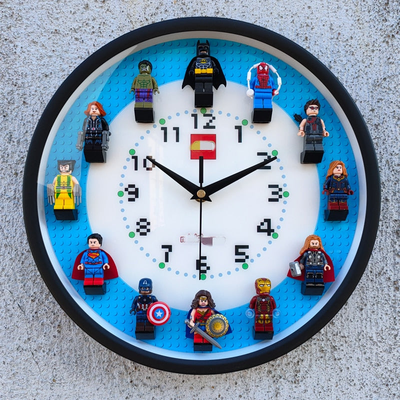 Horloge murale de super-héros avec blocs de construction LEGO 3D