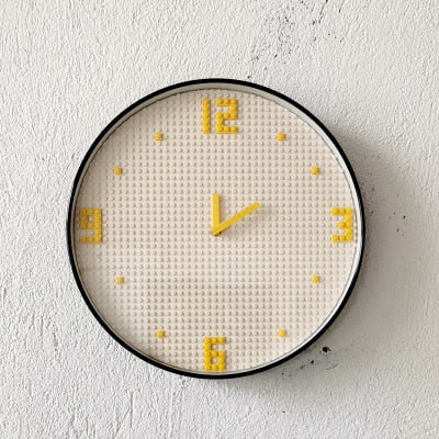 Horloge murale avec blocs de construction Lego