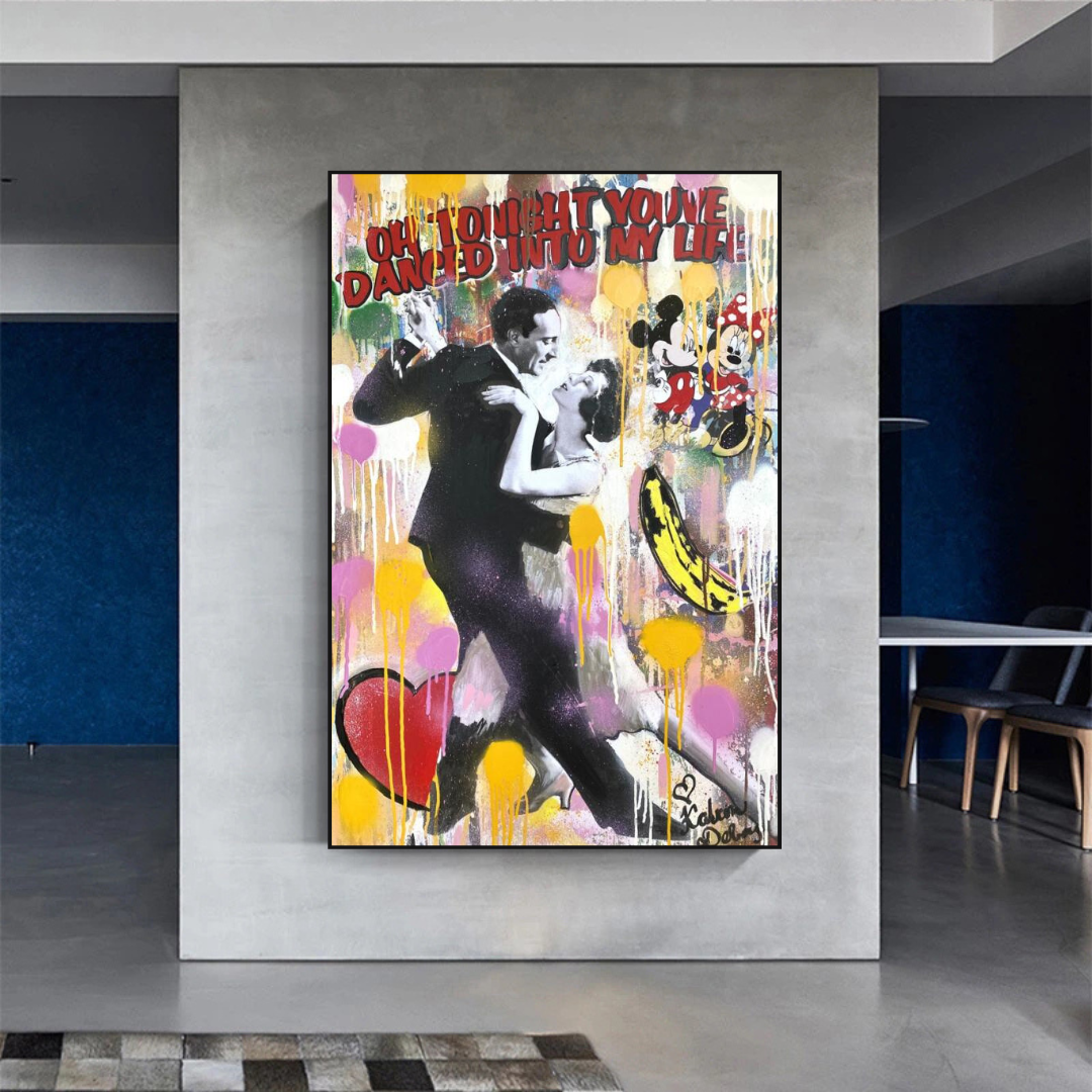 Marilyn Fall In Love Poster: A Captivating Art Piece-ChandeliersDecor