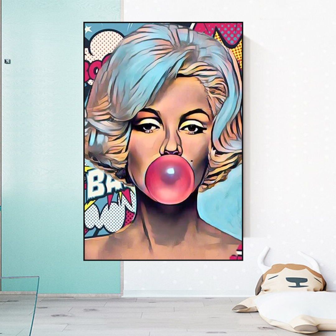 Marilyn Monroe Bubble: A Delightful Collectible-ChandeliersDecor