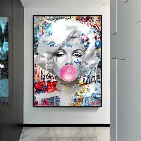 Marilyn Monroe Bubble: Stunning Tribute to the Iconic Beauty-ChandeliersDecor