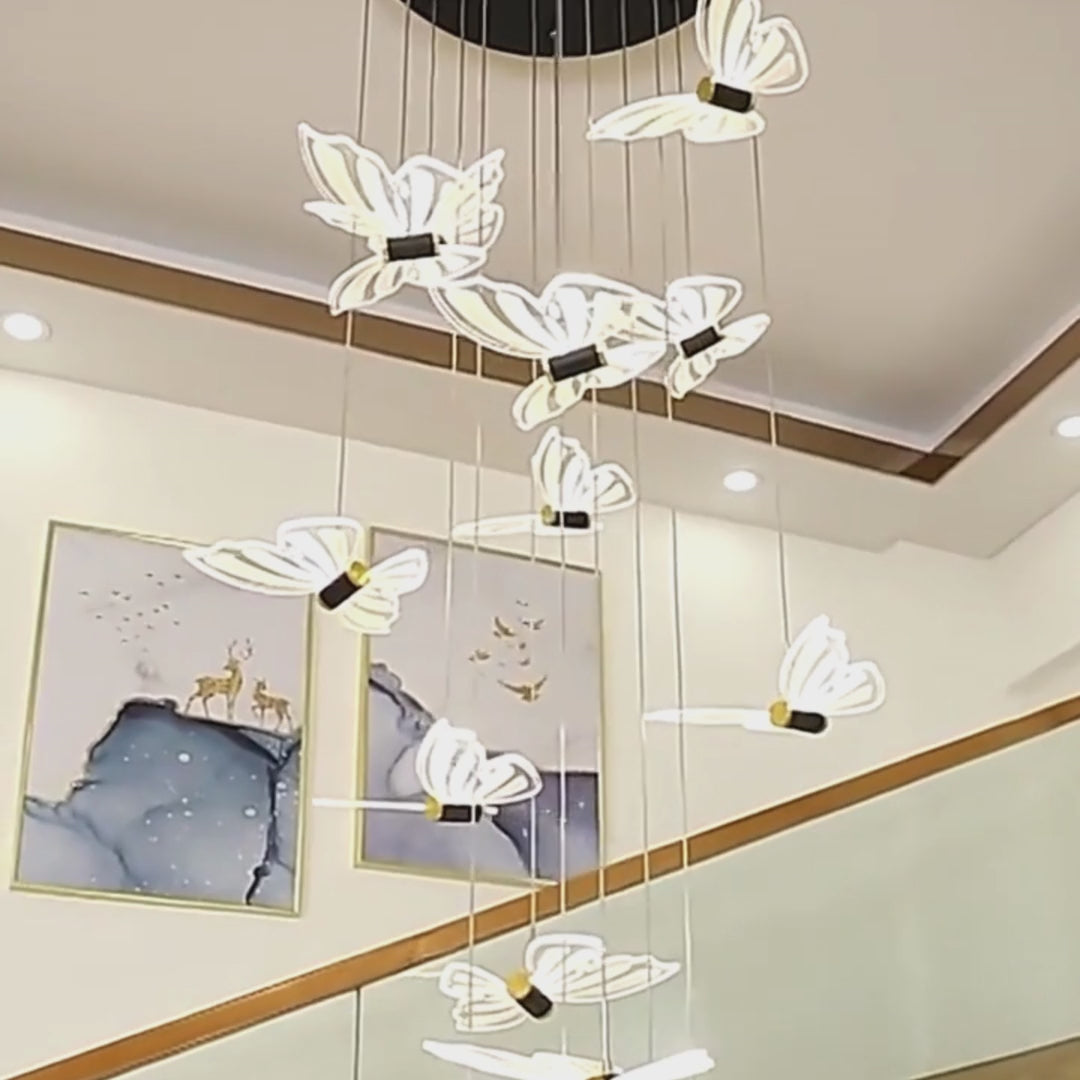 Lampadario a Farfalla - Decorazione Esclusiva ed Elegante.