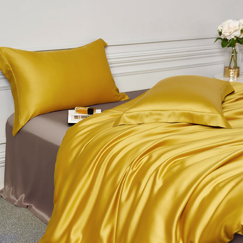 Silk Bedding Sets The Ultimate in Bedroom Luxury-ChandeliersDecor