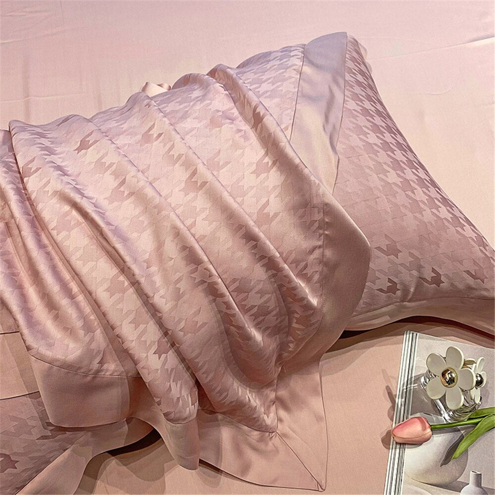 Silk Bedding Sets The Ultimate Sleep Experience-ChandeliersDecor
