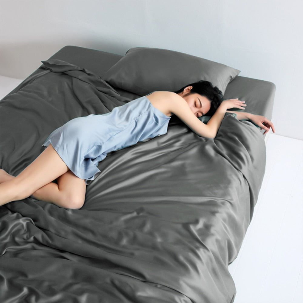 Parure de lit soyeuse – Confort luxueux pour votre lit.