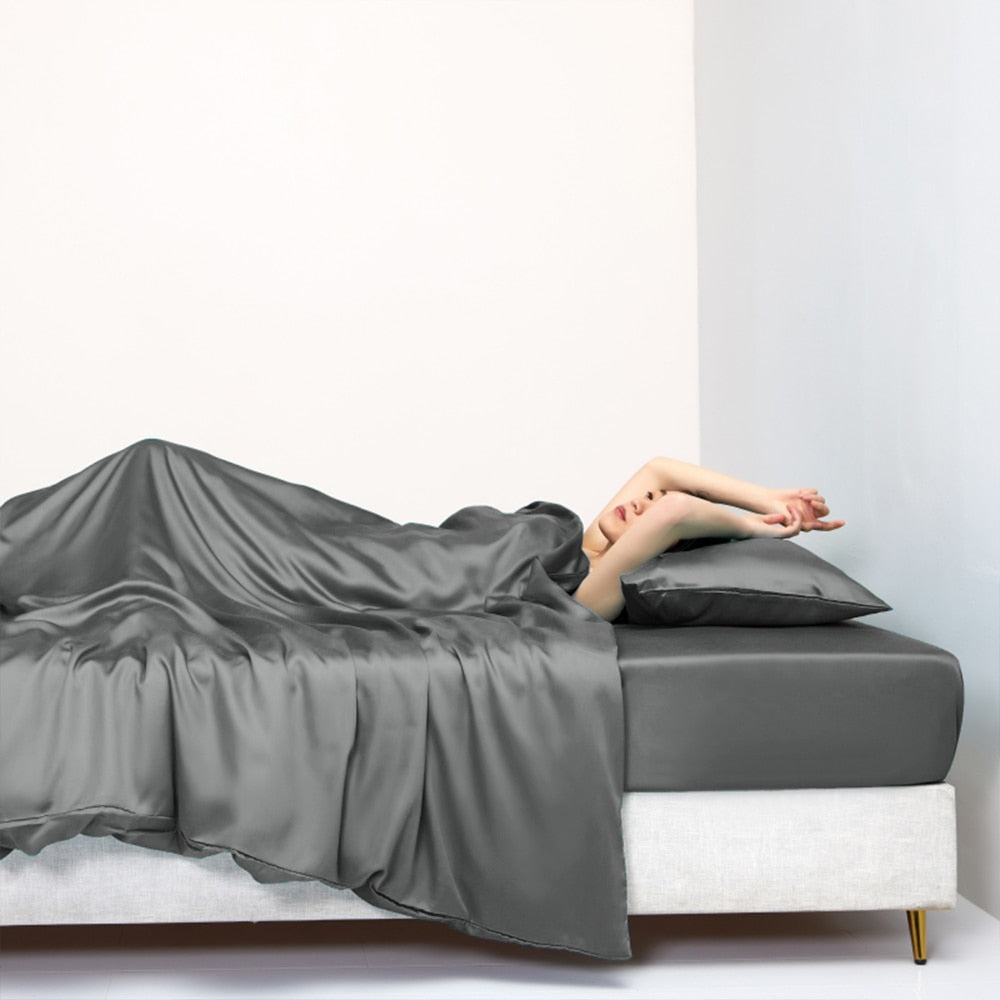 Parure de lit soyeuse – Confort luxueux pour votre lit.