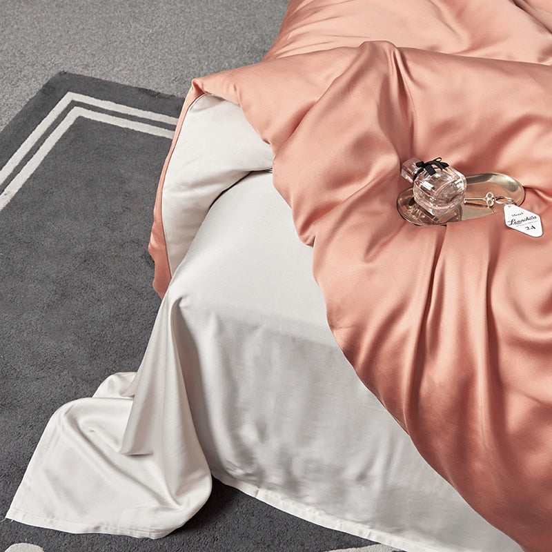 Supreme Silk: Silk Bedding Set - High-Quality Luxury Silk-ChandeliersDecor